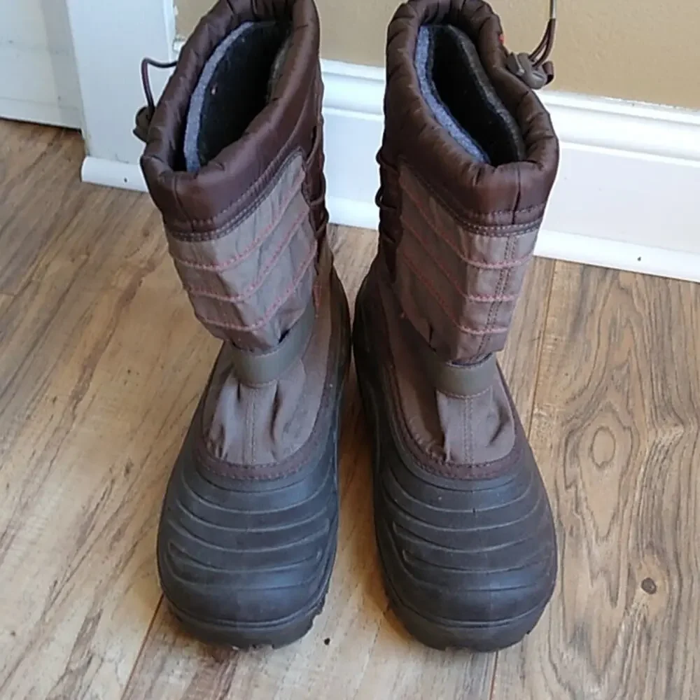 Sorel Snow Winter Boots Wool Lining Waterproof. size 5
